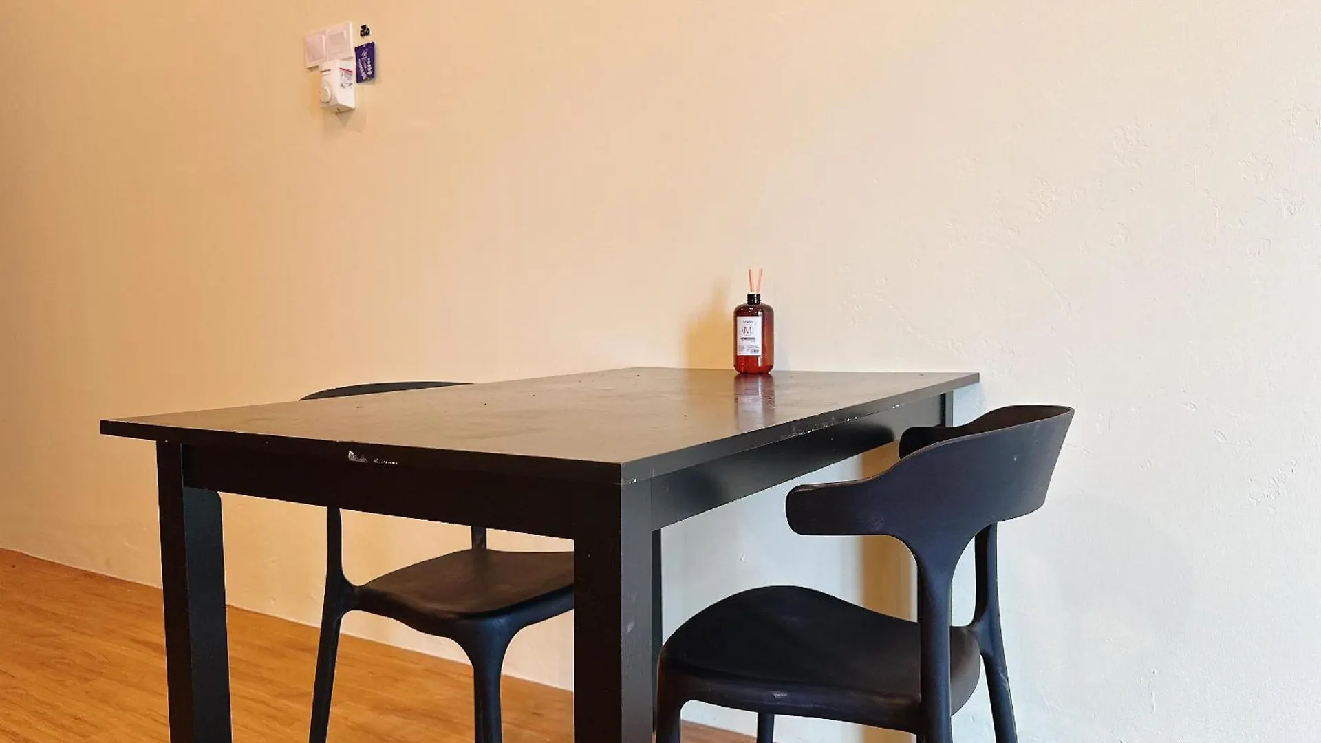 Cozy Muji Home With Wifi & Netflix At Mount Austin #19 Johor Bahru Malaysia