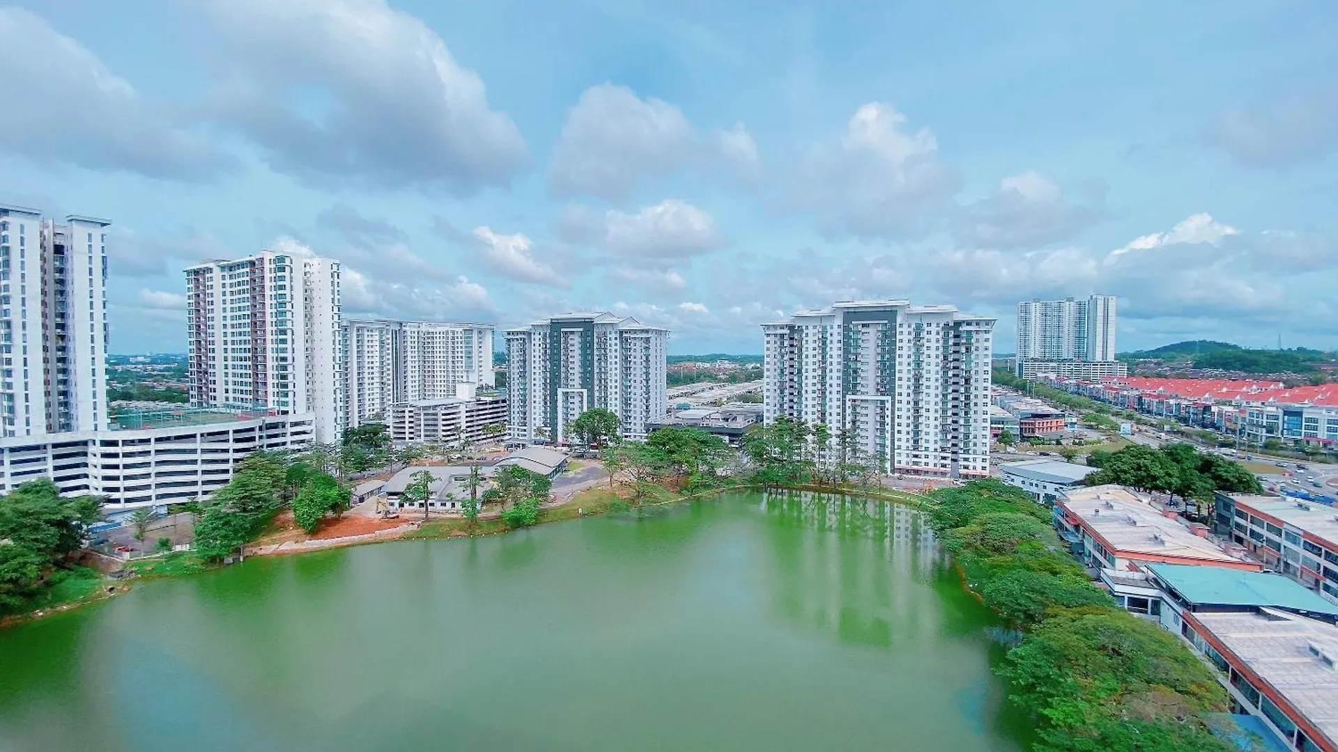 Apartment Cozy Muji Home With Wifi & Netflix At Mount Austin #19 Johor Bahru