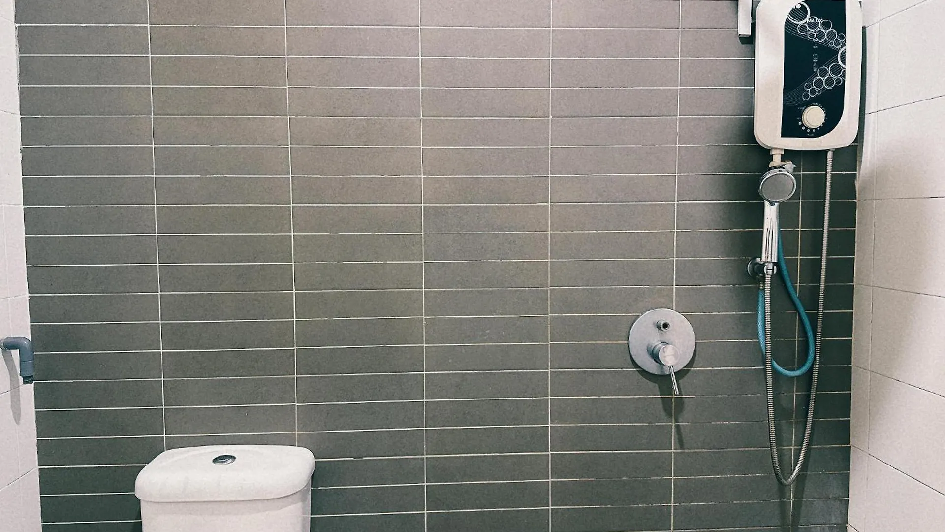 Cozy Muji Home With Wifi & Netflix At Mount Austin #19 Johor Bahru Apartment